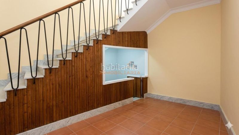 Foto 6e77c926-5ede-4366-b1d7-7f09b6c13390. Edificio en Neda