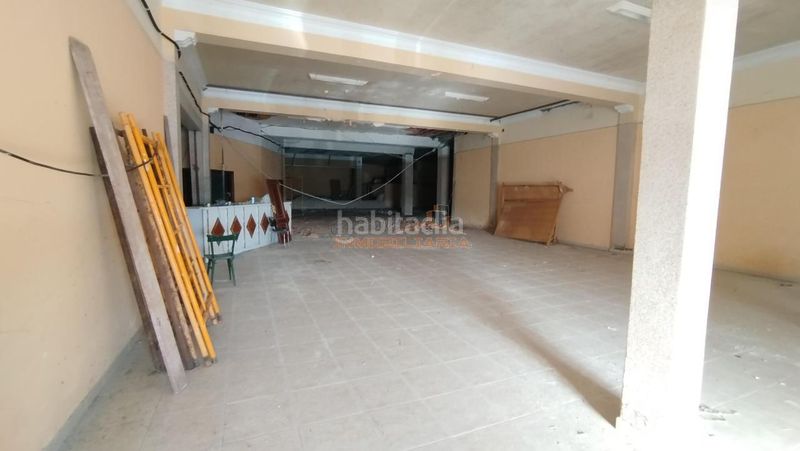 Foto 89d89800-0225-427d-8555-7b22f94ba34d. Edificio en Neda
