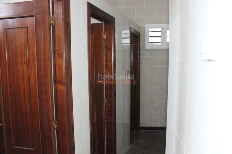 Foto 9e630fff-5e37-4b61-ab4f-736f1c15e6cd. Edificio en Neda