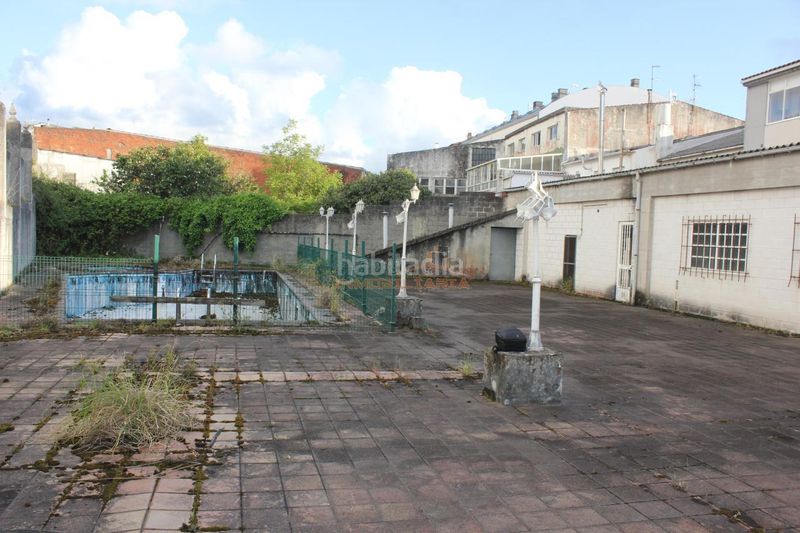 Foto b699f90f-4aca-43a7-b6df-3e1bc9d9374b. Edificio en Neda