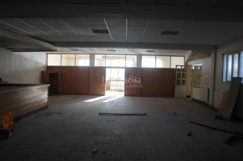 Foto df6a585a-a4fc-452e-8e68-45629cda1153. Edificio en Neda