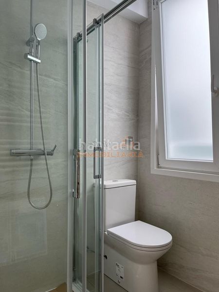 Foto d74491ec-5b50-4d5e-ab9d-bd2d9e6d81de. Piso en Centro Ferrol