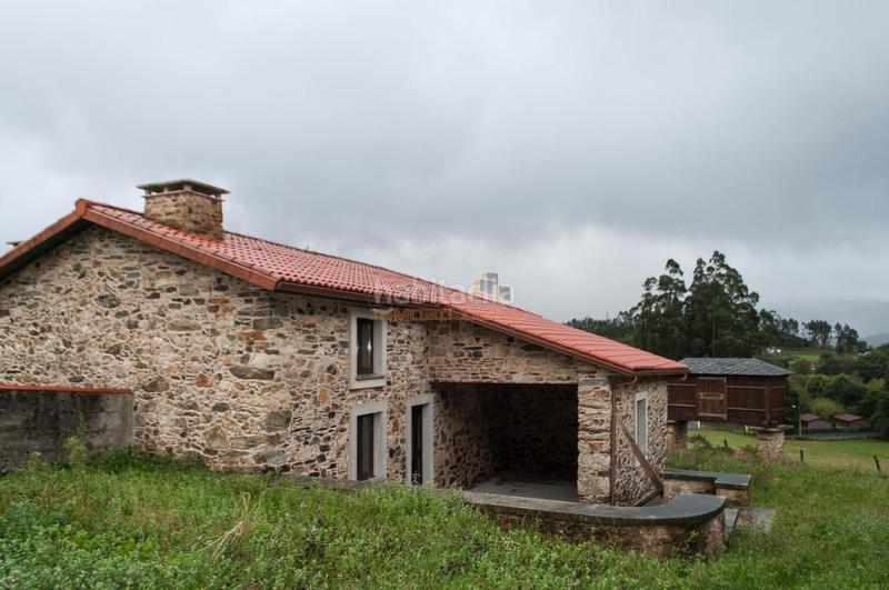 Foto 914fb088-5af5-4384-8895-7260abbe6027. Casa amb aparcament a Sedes - Pedroso - Doso Narón