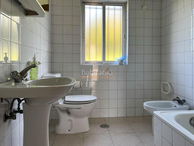 Foto cd90c2e3-07b5-477a-b2c3-cd1da8ae81a4. Casa con parcheggio in Somozas (As)