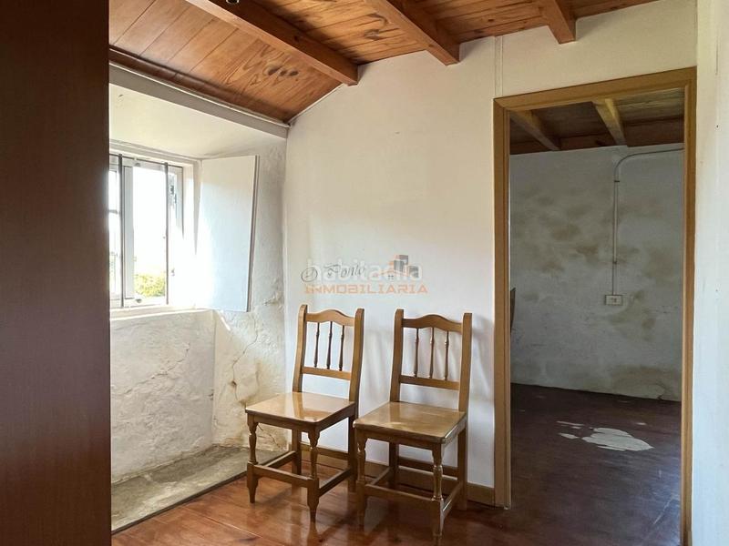 Foto f2a14e8a-5f16-4ca1-97a1-a29fdb65f669. Casa con parcheggio in Somozas (As)