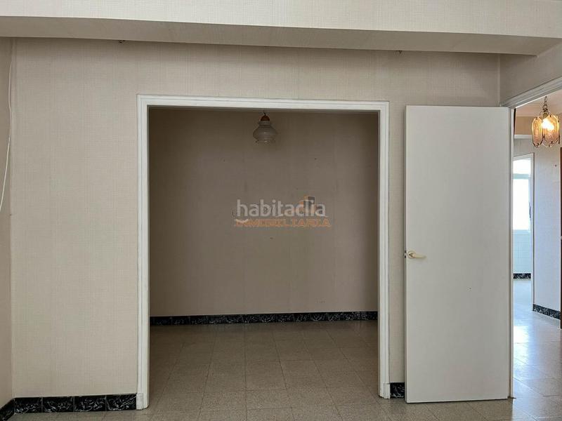 Foto ada270d5-45cc-422b-9359-a81772457f84. Casa amb aparcament a A Gándara Narón