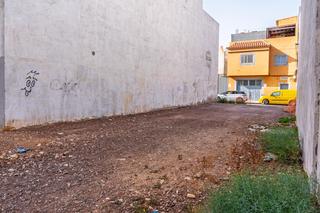 Terreny residencial  Calle el salvador. Terreno en venta, los llanosvecindario