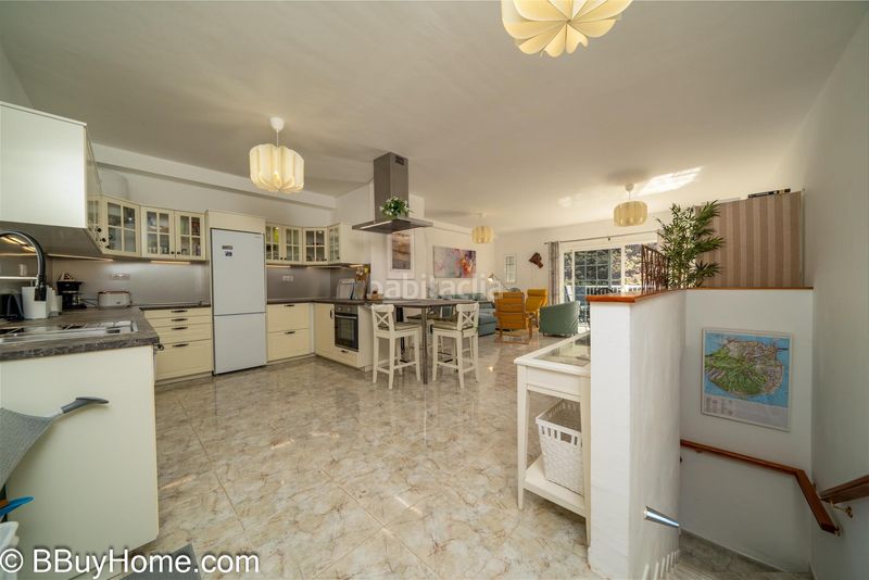 Foto 87168579-3e61-46c6-a0bb-2d1fb8c082fd. Location duplex avec parking dans Mogán pueblo Mogán