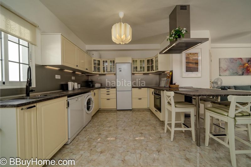 Foto c94bdfeb-cdec-4c73-a374-d45676bbb786. Location duplex avec parking dans Mogán pueblo Mogán