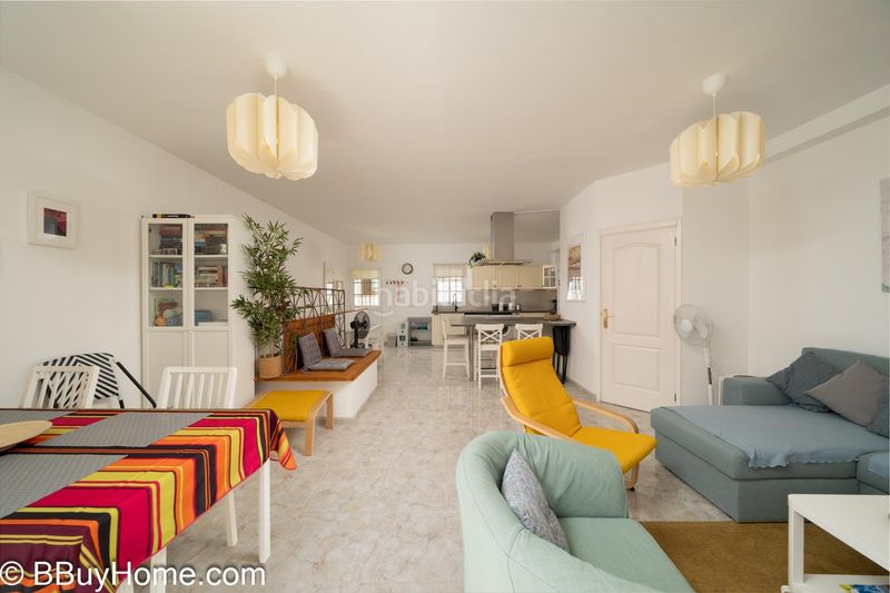Foto f205b3eb-b146-459a-a42f-46665d2d9bbc. Location duplex avec parking dans Mogán pueblo Mogán
