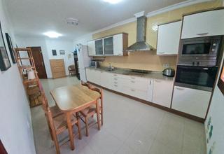 Location Appartement  Calle gravina. Piso amplio situado en la calle gravina cerca de la playa de las