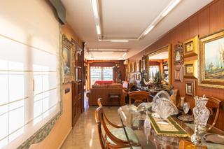 Dúplex a Sant Adrià Nord. Ático dúplex totalmente exterior con ascensor ubicado a 2 de la