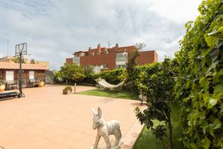 Appartement  Frederica montseny. Planta baja obra seminueva totalmente reformada y exterior con p