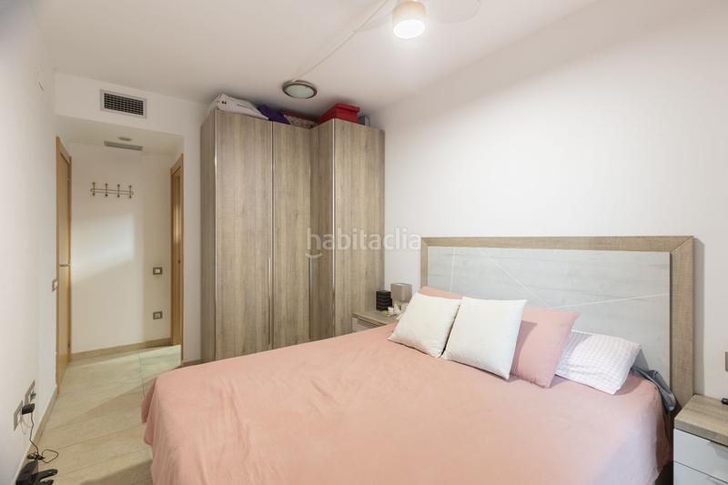 Foto a53af81d-a6d2-454c-b7c0-a6a80a7d3b2b. Piso obra seminueva con amplio patio ubicada a 2 del metro l2 en Badalona