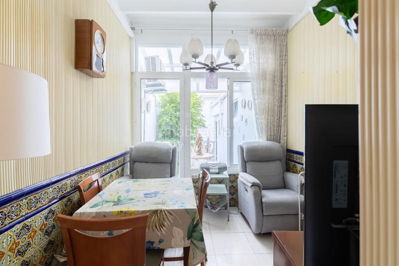 Foto 05b8b6d1-538f-4c0a-9839-af4be21d3de4. Casa  totalmente exterior ubicada en segunda línea de mar en Badalona