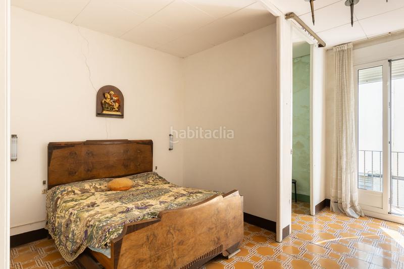 Foto 32795894-5255-414a-8b3a-8b64664fae0e. Casa  totalmente exterior ubicada en segunda línea de mar en Badalona