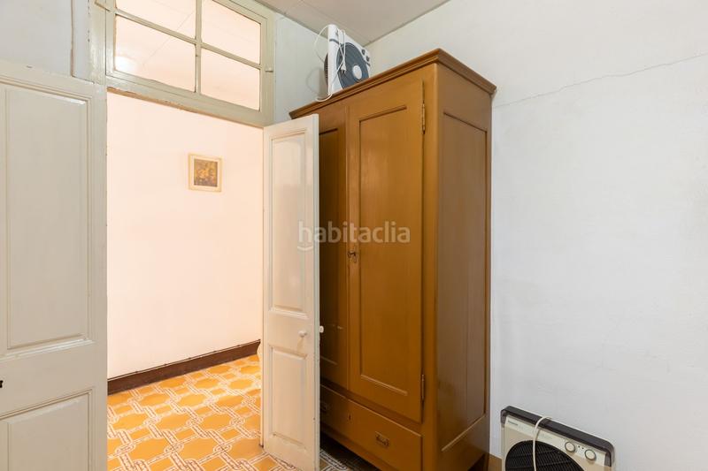 Foto 6413398a-b519-4b7b-b04f-1c015df9e9bc. Casa  totalmente exterior ubicada en segunda línea de mar en Badalona