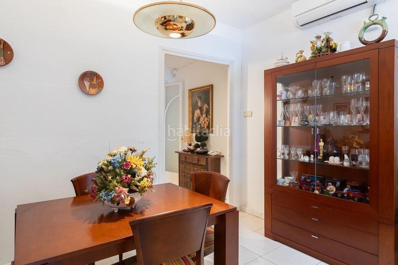 Foto 71758013-1a79-4005-b0f9-8b7bb56e5718. Casa  totalmente exterior ubicada en segunda línea de mar en Badalona