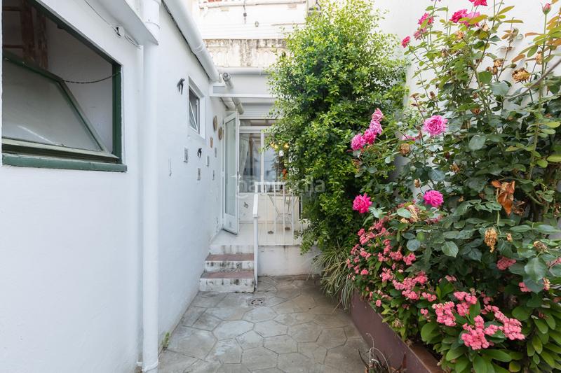 Foto d6115b2b-67e5-4231-8f8d-aac6f1baa16a. Casa  totalmente exterior ubicada en segunda línea de mar en Badalona