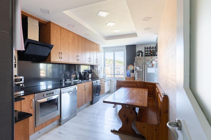 Foto b43c1fb2-b925-424a-9b45-e6477a01a344. Etagenwohnung mit heizung in Canyadó Badalona