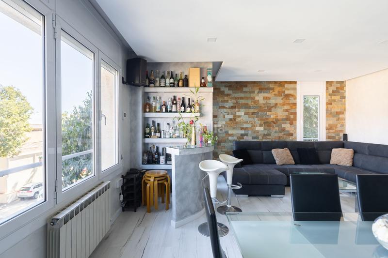 Foto ef3fe13f-39ba-4dbf-86b2-a4282e34413a. Etagenwohnung mit heizung in Canyadó Badalona