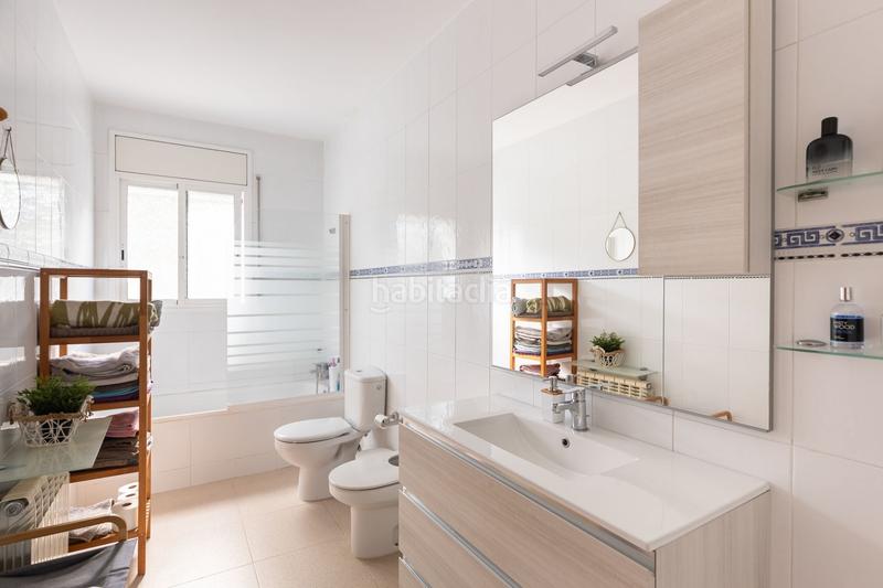 Foto 8a42dbab-148f-44a4-b994-9a90dc386f26. Casa  totalmente exterior ubicada en Niàgara Parc -Àgora Parc Tordera