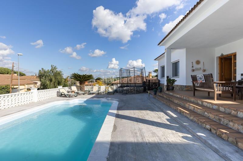 Foto b0ffe604-e595-4c79-b3cd-06ba8b5e7c18. Maison avec chauffage piscine dans Niàgara Parc -Àgora Parc Tordera