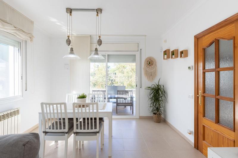 Foto cbadd3b5-ed2e-4357-a182-1ef32f00df09. Casa  totalmente exterior ubicada en Niàgara Parc -Àgora Parc Tordera