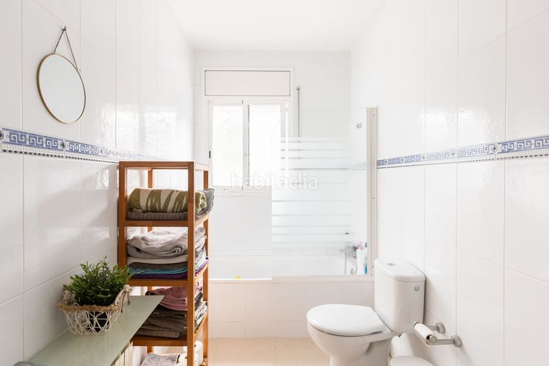Foto 7242e750-7480-463a-ba74-67dbccb34720. Casa amb calefacció piscina a Niàgara Parc -Àgora Parc Tordera