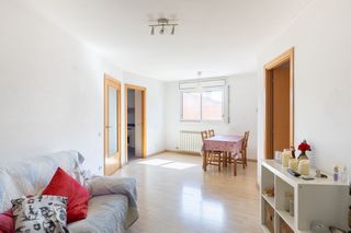 Flat  Miguel hernández. Vivienda totalmente exterior ubicada en tordera , a 10 de la est