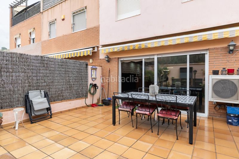 Foto c9ff4401-f292-42cb-ba0c-39442b1d04af. Casa amb calefacció a Bufalà Badalona