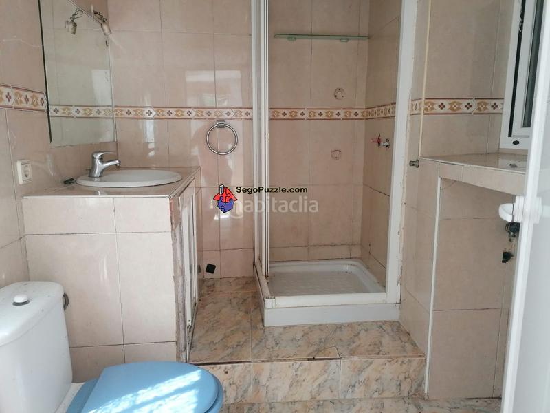 Foto 74c8995c-f055-4eb7-a1e7-9a47851d5eec. Casa amb calefacció a Via Romana Segovia