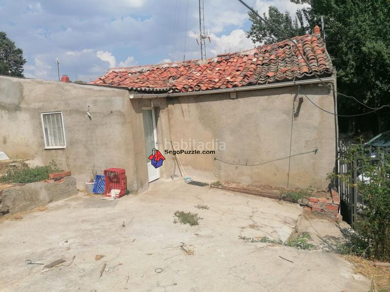 Foto d3359ac3-4c05-47cb-96d2-db523157b42a. Casa amb calefacció a Via Romana Segovia