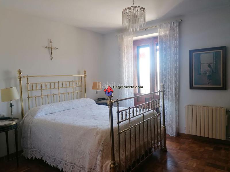 Foto 248b4083-d38a-4de6-af04-9e6af042803c. Pis amb calefacció aparcament a Plaza Mayor - San Agustín Segovia