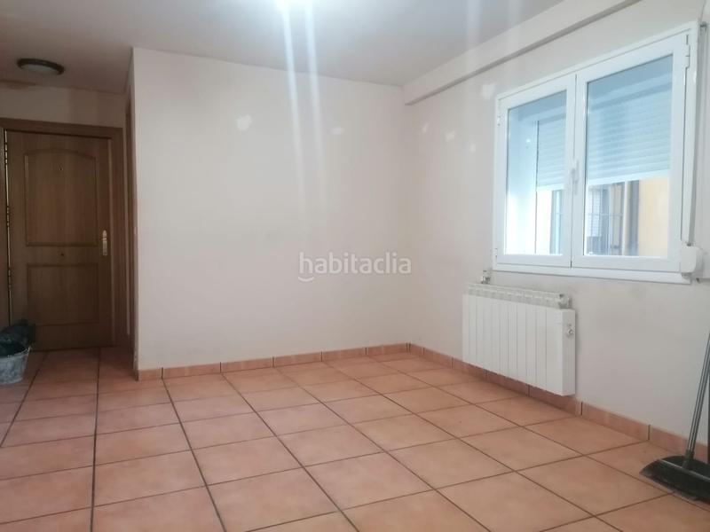 Foto 0f92574a-082d-4737-a750-ab3a9877cd57. Appartement avec chauffage dans Sector Plaza de Toros Segovia