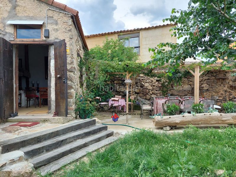 Foto 4add47b7-c911-4065-9410-105fa22728cb. Casa amb calefacció a Torrecaballeros