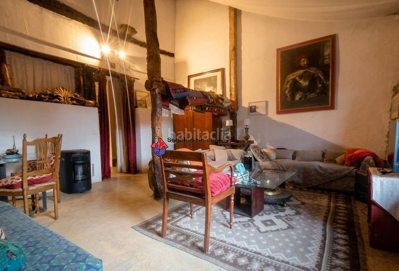 Foto bc8844e3-2683-417c-8726-78bdb715b378. Casa amb calefacció a Torrecaballeros