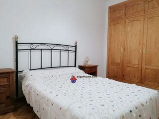 Affitto Appartamento in Plaza Mayor - San Agustín. Piso en alquiler en casco antiguo, 2 dormitorios.