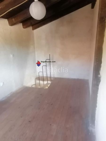 Foto 1fe79954-e268-435f-ba22-28530ffbc137. Casa amb calefacció a Torrecaballeros