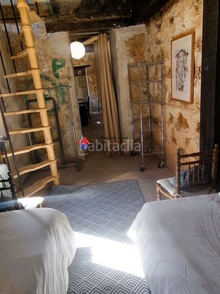 Foto a8410838-659c-4d0a-8f96-35ffe0dd79a3. Casa amb calefacció a Torrecaballeros