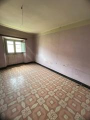 Casa aparellada  Passeig enric granados. Casa en venta