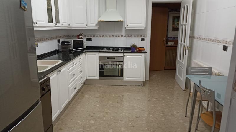 Foto 0c25434b-0ce4-48a1-8658-70b1c4eaeba7. Casa aparellada amb calefacció aparcament a Marianao Sant Boi de Llobregat