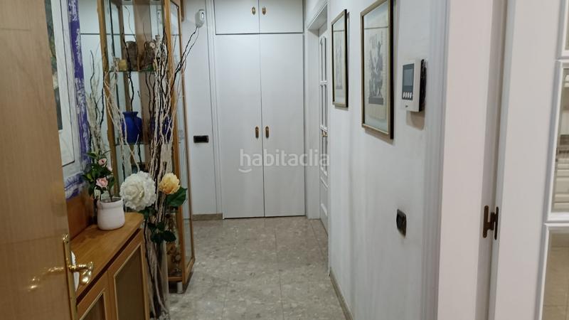 Foto 838c2502-3dff-4780-95c3-439f822dd12a. Towny house with heating parking in Marianao Sant Boi de Llobregat