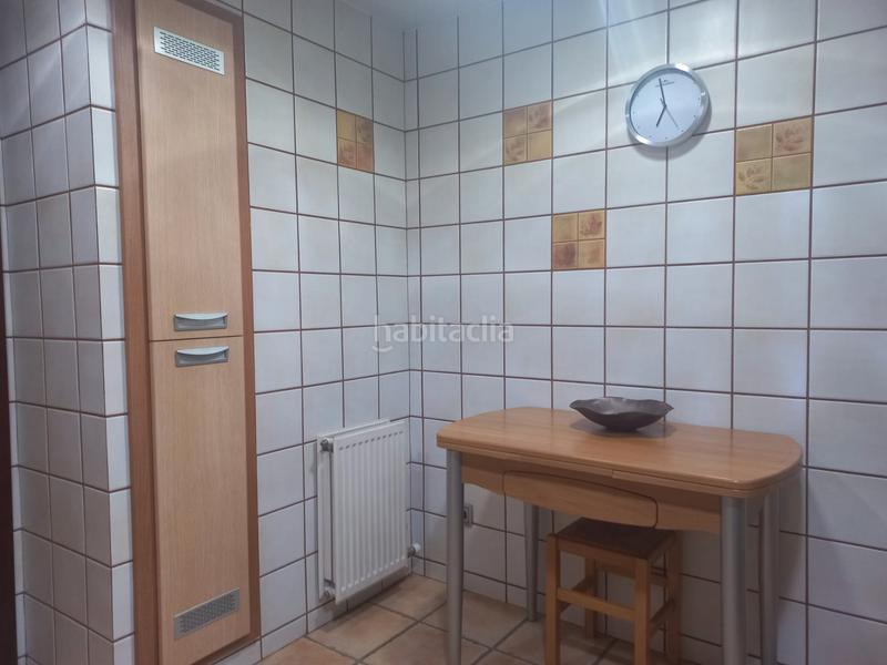 Foto c6552a3b-62d1-4ea2-aa4d-83b9e68653d9. Flat with heating parking in Can Borrell Mollet del Vallès