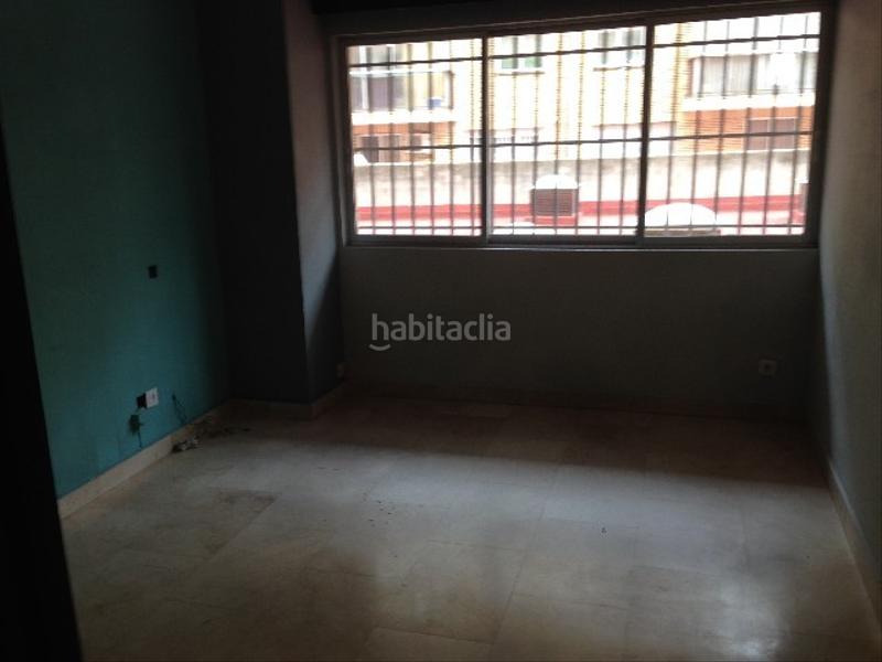 Foto fe271733-a612-43f9-9c2b-6d7d9c0b4a64. Miete büro in Dueñas