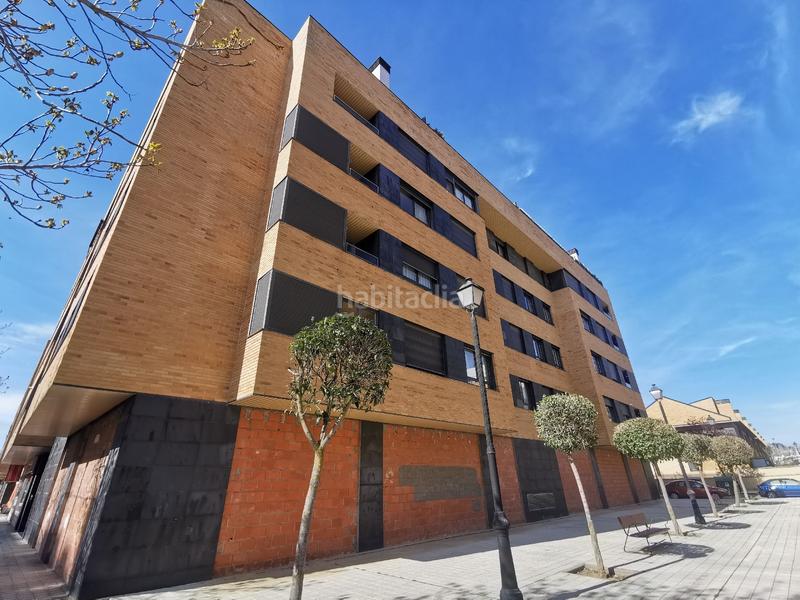 Foto 00e1cbbd-ba3d-4661-99e9-edf45c92c26d. Lloguer local comercial a San Antonio Palencia