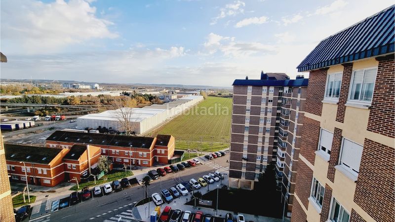 Foto c9529127-1e35-4cbc-82f3-85e4bb1346f4. Etagenwohnung mit heizung in Villamuriel de Cerrato