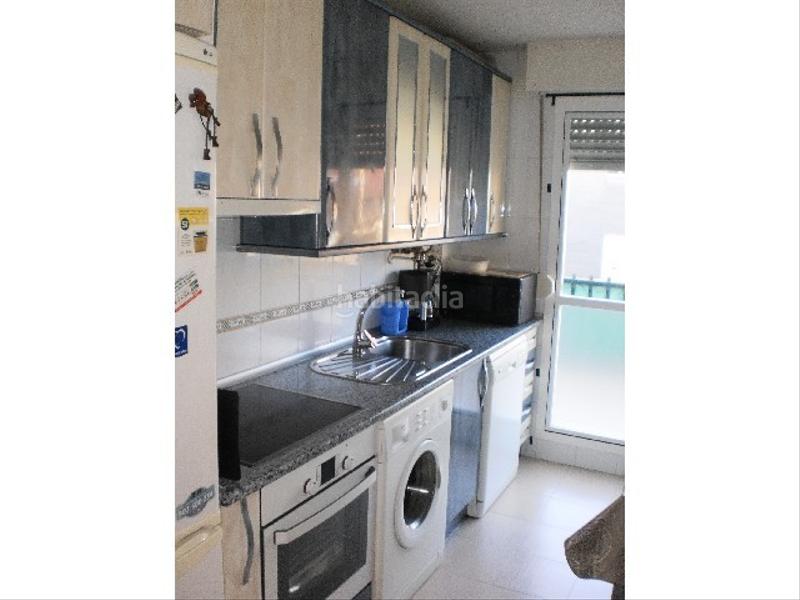 Foto 86d52b2e-84c4-4eab-865c-35942fda9e90. Flat with heating parking in El Cristo Palencia