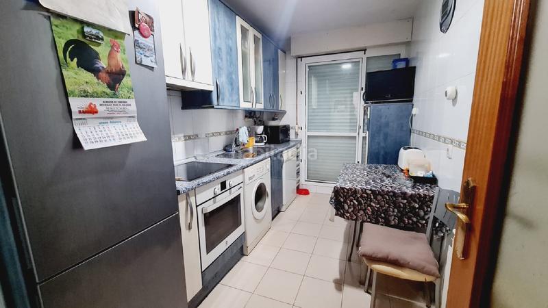 Foto 8b4236ad-1e21-4fc4-b651-bc0a626f4192. Flat with heating parking in El Cristo Palencia
