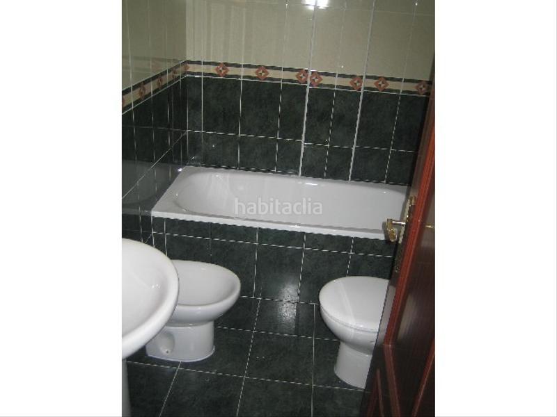 Foto 8bf5c711-cb50-4ff6-9204-41712f166263. Apartament amb calefacció aparcament a El Cristo Palencia